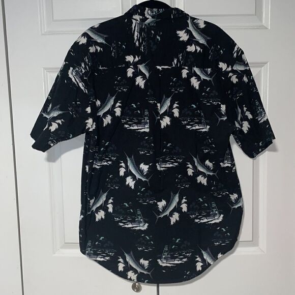 Puritan tropical shirt size medium - Picture 7 of 7